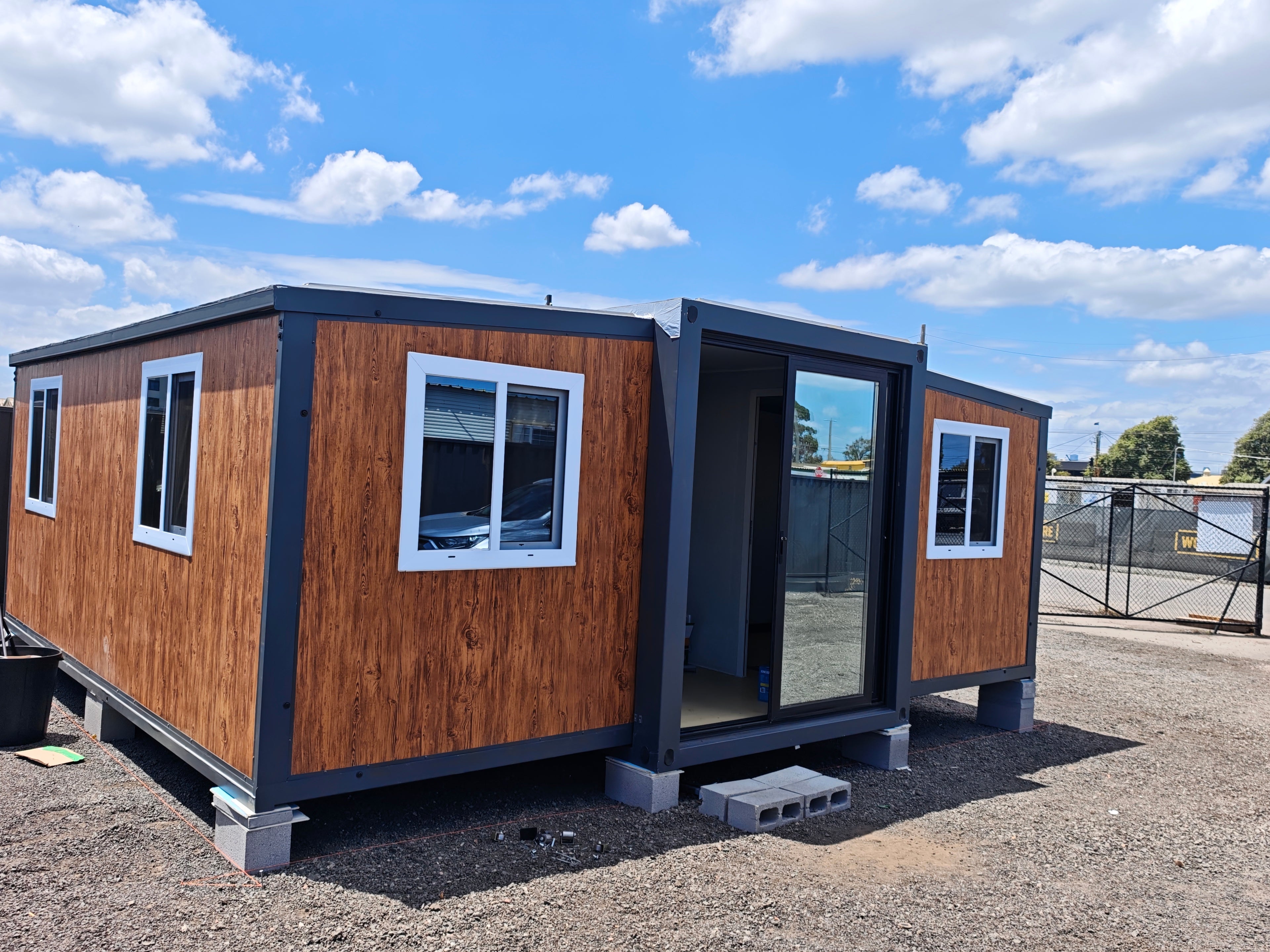 Grampians 20FT Expandable Modular Home
